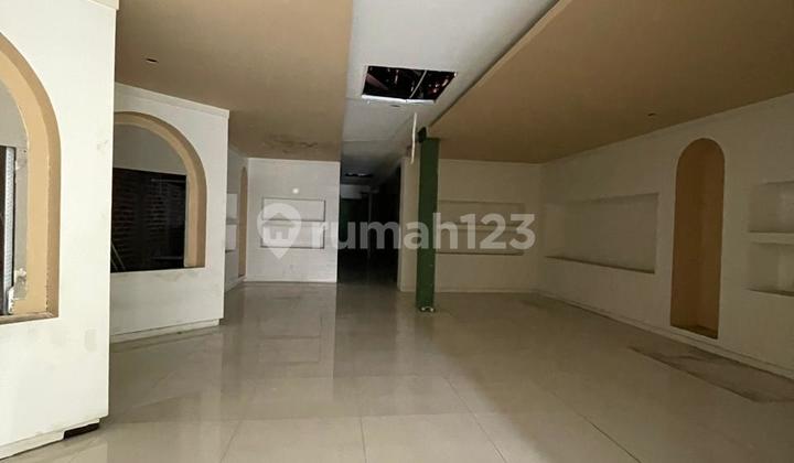 Very Strategic Commercial Space on Mainroad Dago Bandung Very Strategic Commercial Space on Mainroad Dago Bandung