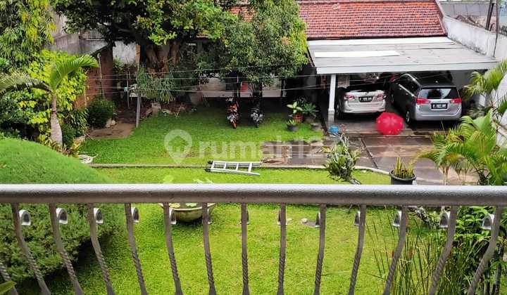 Rumah Besar Area Luas Strategis di Jalan Ciumbuleuit Bandung 2