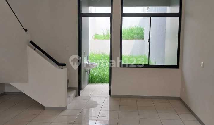 Ready-to-Use Shophouse in HBBC Kota Baru Parahyangan