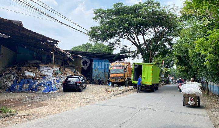 Gudang Semi Permanen Hitung Tanah di Cigondewah Hilir 1