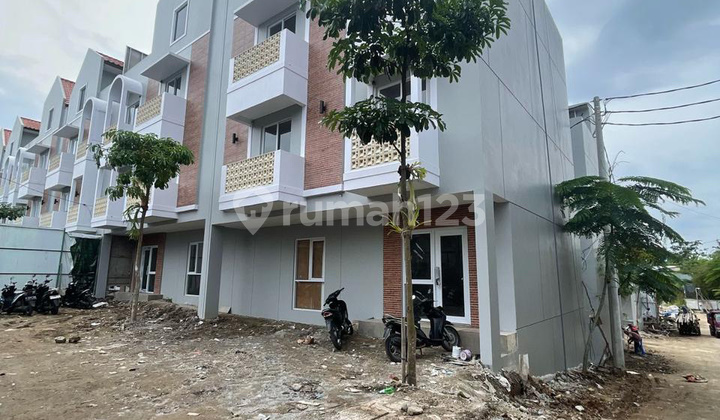 Gedung Kos Jatinangor Awani Studento Investor Tinggal Duduk Manis 3 Lantai Premium