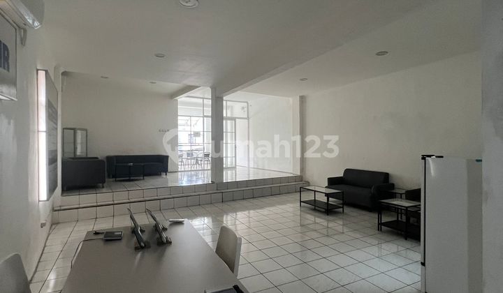 Ruko 2 Lantai Strategis Siap Pakai di Mainroad Jalan Raya Kopo Ruko 2 Lantai Strategis Siap Pakai di Mainroad Jalan Raya Kopo