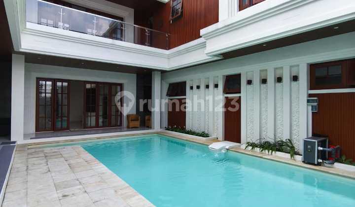 Rumah Mewah Siap Huni View Kota Bandung di Resor Dago Pakar