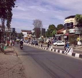 Jarang Ada Ruko Mainroad Surya Sumantri Bandung Dekat Univ Marnat 2