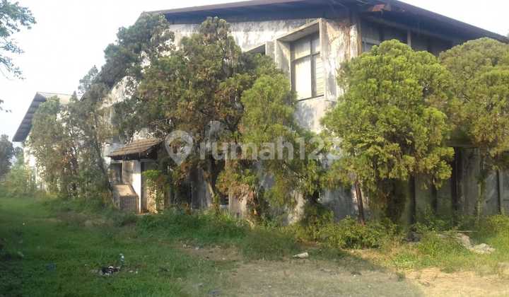 Gudang Pabrik Luas Strategis di Nanjung Bandung