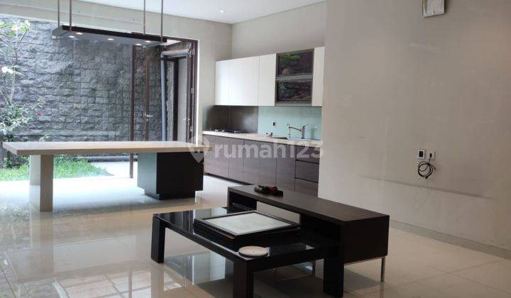 Rumah Lux Minimalis Siap Huni di Pasteur, Bandung 1