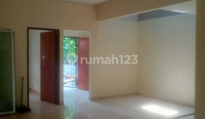 Rumah Nyaman Siap Huni di Mekar Hegar Mekar Wangi