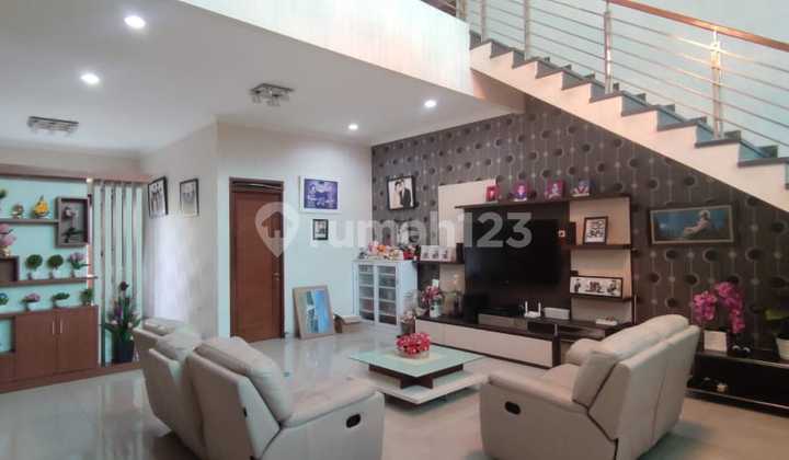 Rumah 2 Lantai Siap Huni di Mekar Sejati Mekar Wangi