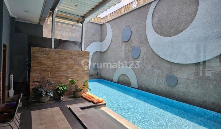 Rumah Lux Ada Pool di Singgasana Pradana 1