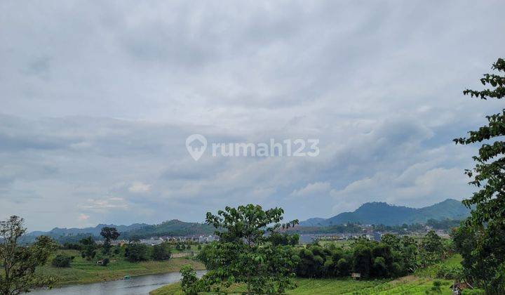 Kavling View Danau Siap Bangun di Kota Baru Parahyangan 1