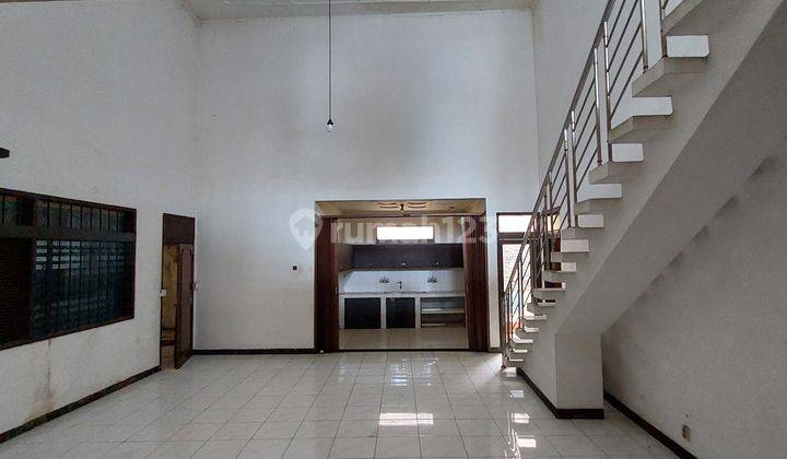 Rumah Strategis Area Usaha di Kliningan Bandung 1