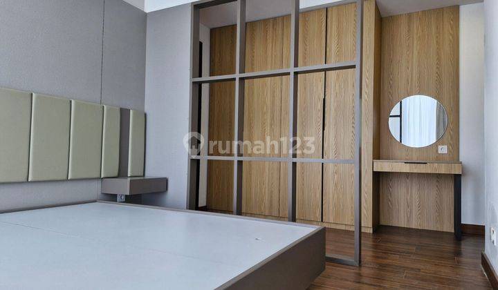 Apartemen baru "Japan Design" Springhill Royal Suites 1