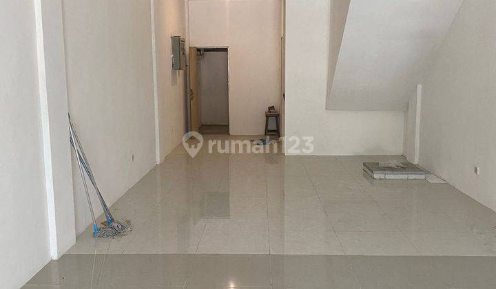 Disewa Ruko Raya Merdeka, Cimone, Cocok Untuk Bank, Kantor Dll, Lb.+ 230m2, 3 Lantai, Tangerang 2