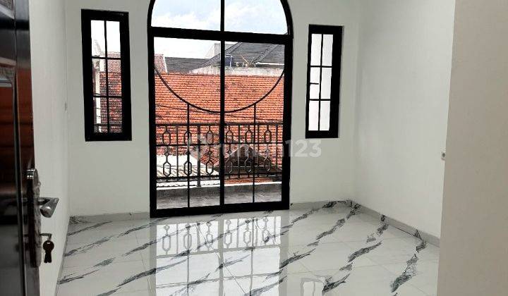 Dijual Rumah Baru Bebas Banjir, 4 Kt, Lt 56m2, Tanjung Duren Utara, Grogol Petamburan, Jakarta Barat 2