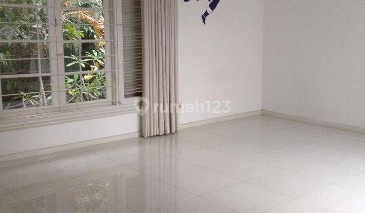 Disewa Rumah Hang Lekir, Lt. 639 M2, 2 Lantai, Kt 4+2, Dgn Kolam Renang, Jakarta Selatan 12