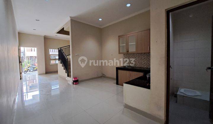 Dijual Rumah Tanjung Duren, Kt 3, 3 Lantai, Minimalis, Selangkah Ke Central Park Mall, Jakarta Bar 2