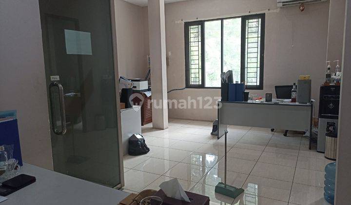 Disewa Ruko + Kost lebar sekitar 8 di Setiabudi Cocok Untuk Resto, Klinik, Laundry, Kantor, dll, Lt. 162m2, 3 Lantai, Jakarta Selatan 1