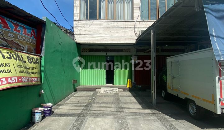 For Rent, Good Shop House with 24-Hour Busy Traffic, in Duri Kosambi, Land Area +/- 415M2, Semi-Furnished, West Jakarta 2