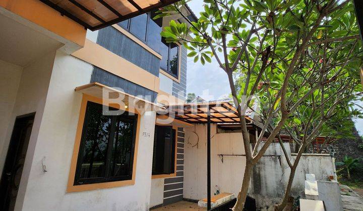 Rumah 2 Lantai Butuh Renovasi di Kawasan Bsd , Tangerang 1