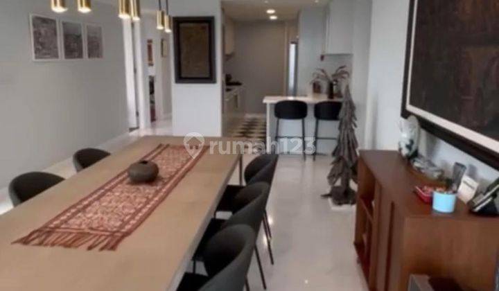 Dijual 3 BR full furnished  Park Royal apartemen Gatot Subroto Jakarta Selatan 2