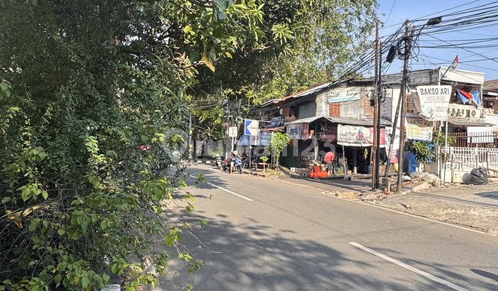 House for Business Behind Esa Unggul University in Kebon Jeruk 2