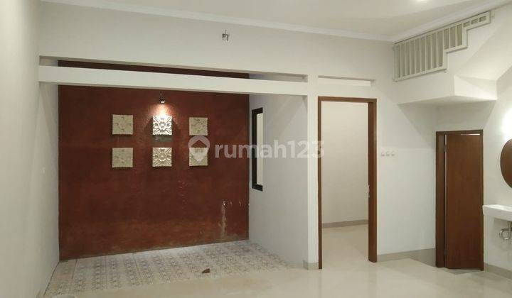 Rumah baru minimalis konsep resort bali di pondok kelapa jakarta