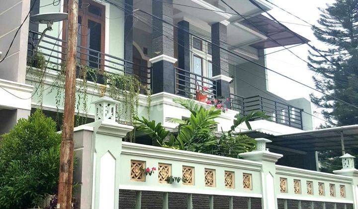 Rumah mewah dalam komplek one gate sistem di duren sawit jakarta 1