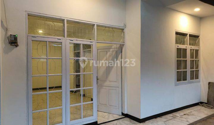 Rumah Bagus SHM di Taman Kopo Indah, Bandung 3
