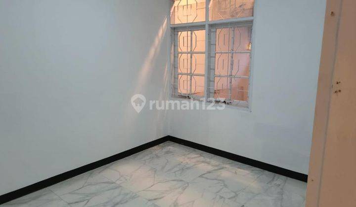 Rumah Bagus SHM di Taman Kopo Indah, Bandung 4