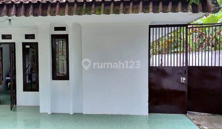 Rumah Bagus Semi Furnished SHM di Manonjaya, Tasikmalaya 8