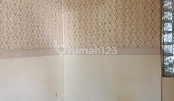 house with strategic location in Raffles Hills for quick sale 2