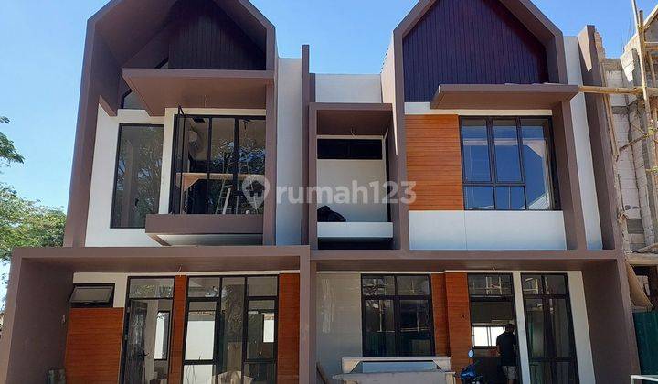 Rumah 2 lantai Royal Spring Hertasning Kota Makassar 2