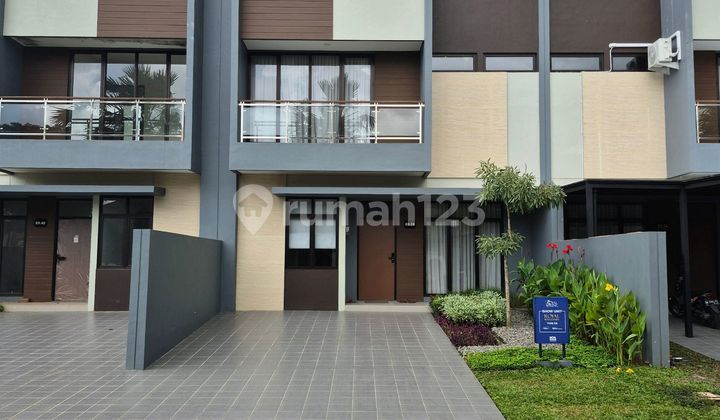 Rumah Mewah Royal Spring Hertasning Kota Makassar