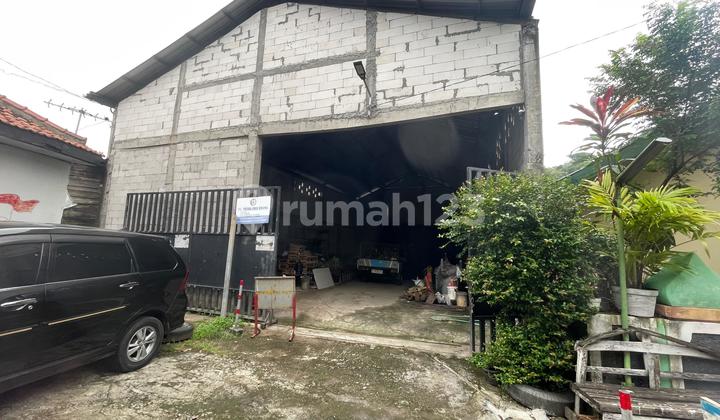 Warehouse Plus Office For Sale In Kawi Central Semarang 1