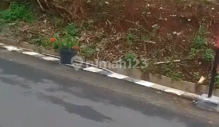 Tanah Hook di Watu Kaji Gedawang Lt 260 2