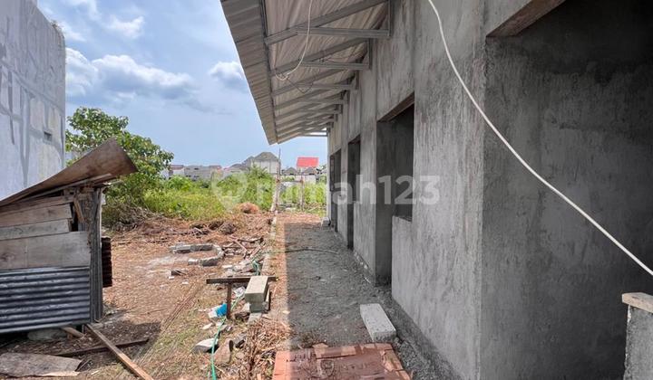 Dijual Tanah Sekaligus Bangunan 10 Kamar Kos Hampir Jadi Dekat Amni Tlogobiru