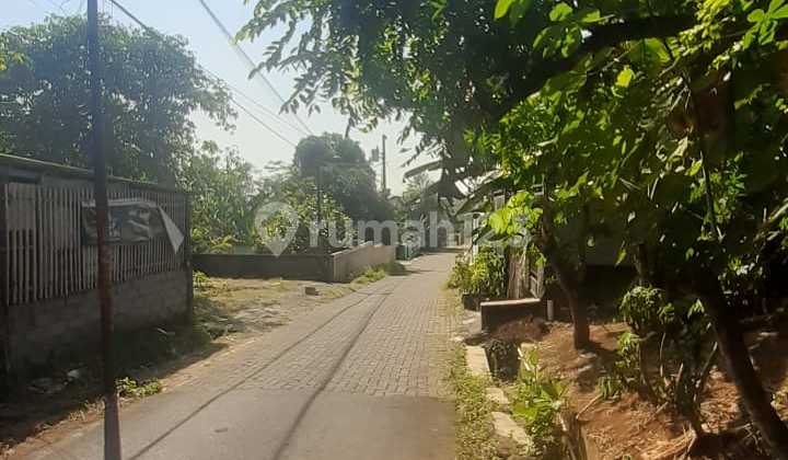 Land for Sale in Karangrejo Banyumanik, Close to Hospital and School. 1