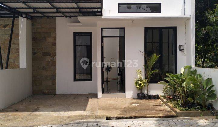 Rumah Inden Di Perumnas Banyumanik 300jt An 1