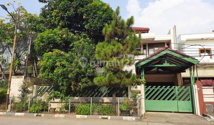 Rumah Bagus Asri di Green Garden 1