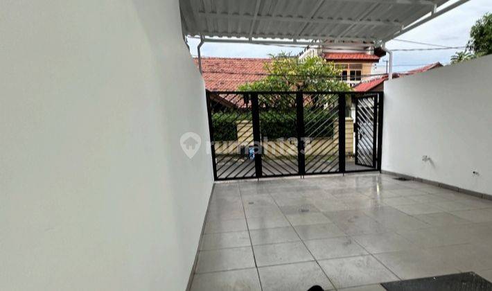 Rumah Baru Minimalis di Tanjung Duren 2