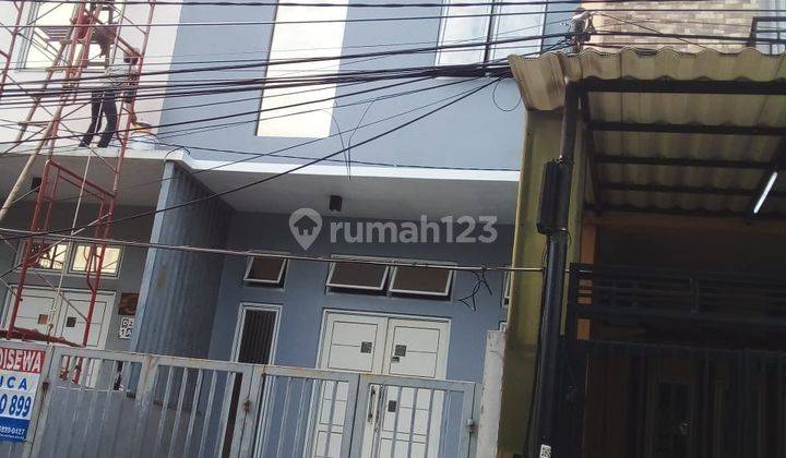 Ruko Baru Renov di Taman Ratu 1