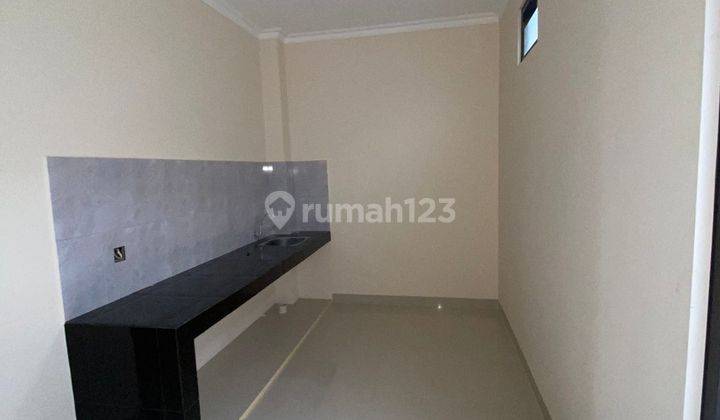 Rumah 2 Lantai 3 Kamar Tidur di Pamulang  2