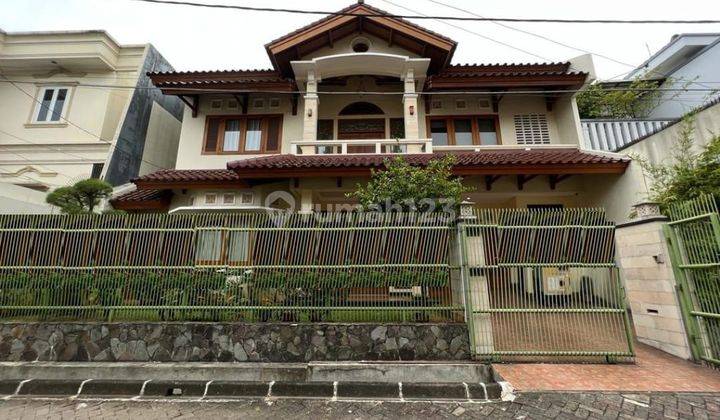 Rumah 2 lantai mewah termurah ada kamar bawah 1