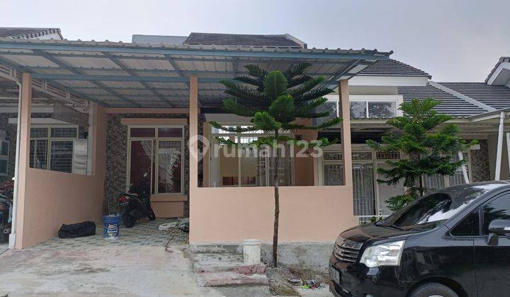 Rumah villa di Terrace Hill Sentul City 1,5 lantai split 2