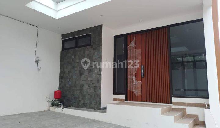 Rumah Baru cluster 2 lantai di Sunrise Garden  1