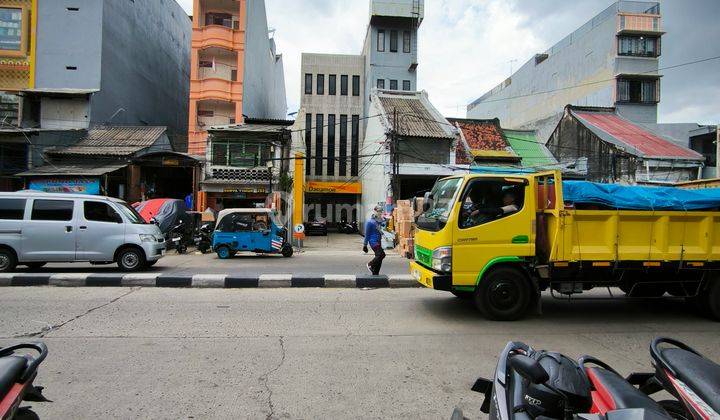 Ruko Siap Pakai Pinggir Jalan Raya Area Rame Usaha 2