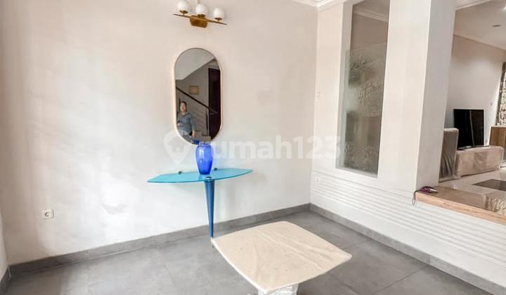 Puri Kencana Neat House Ready to Live In Immediately Without Renovation 2