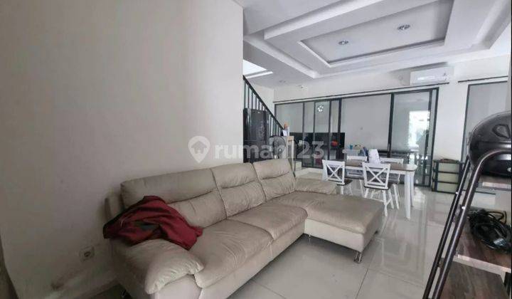 Furnished Rapi Hoek Timur - Utara Dalam Cluster The First Stone 2
