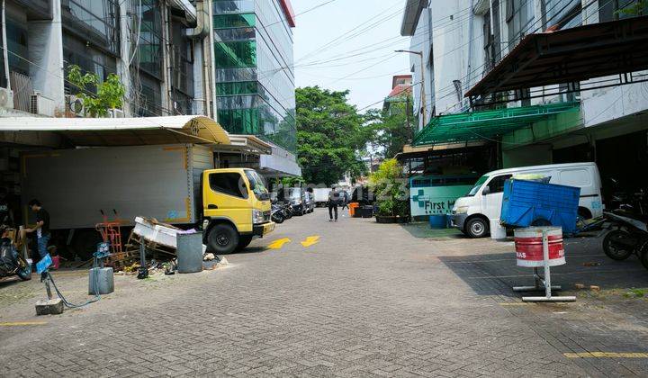 Ruko Roxy Mas 4 Lantai Jalan Lebar Blok Strategis Kondisi Rapi 2