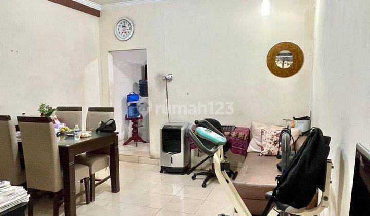 Dijual rumah 3lantai dipermata taman palem 1